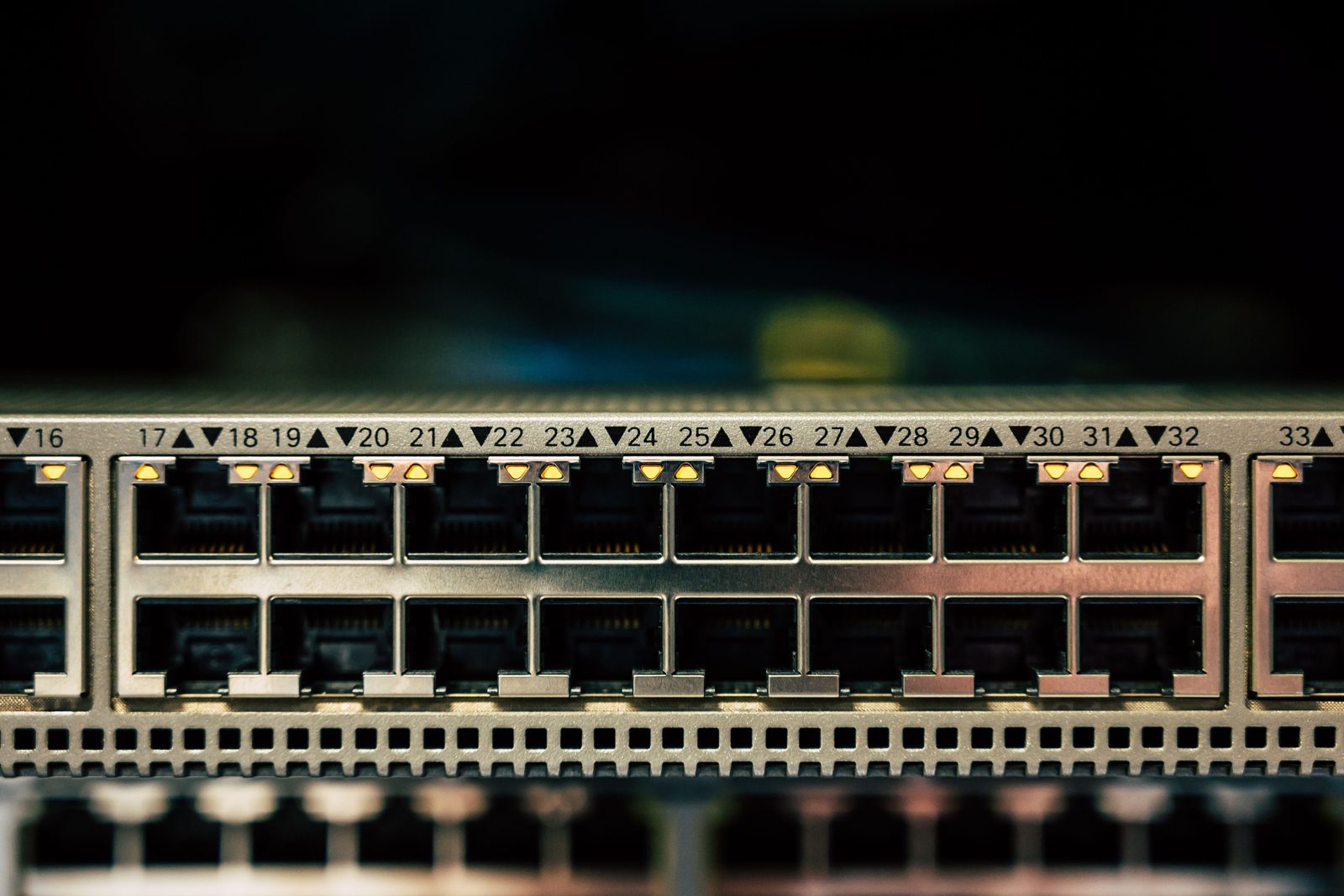 Network switch with active Ethernet connections
